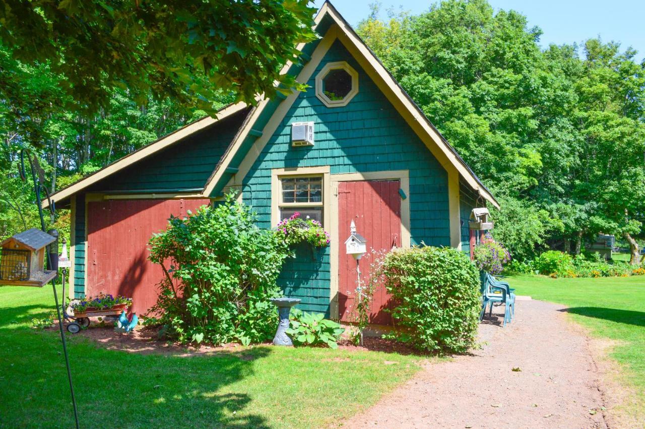 Bugaboo Cottages Summerside Exteriör bild