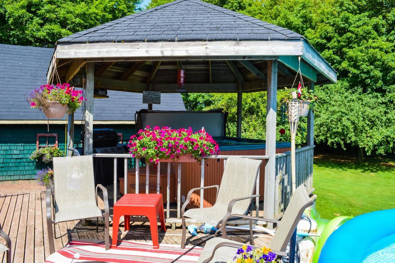 Bugaboo Cottages Summerside Exteriör bild