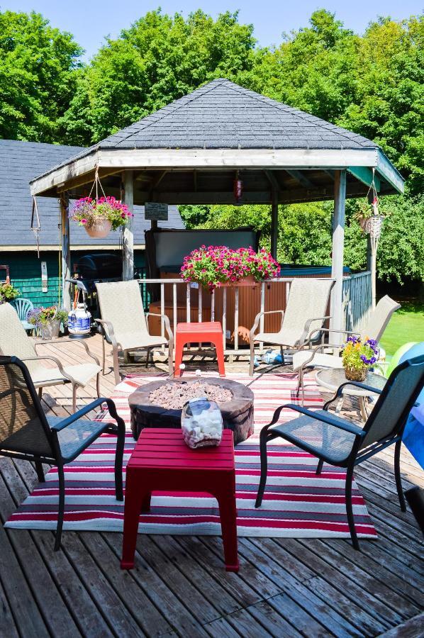 Bugaboo Cottages Summerside Exteriör bild